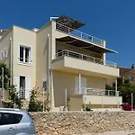 Vikendica Anadea Mit Whirlpool By Interhome *