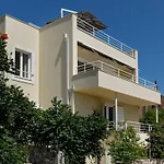 Vikendica Anadea Mit Whirlpool By Interhome *