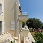Vikendica Anadea Mit Whirlpool By Interhome