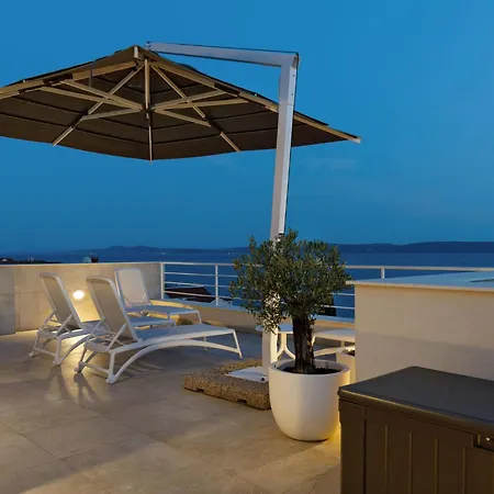 بيت للعطل Anadea Mit Whirlpool By Interhome تروغير